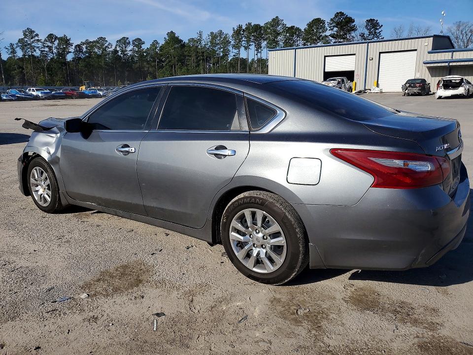 Photo 2 from auction – 2018 NISSAN ALTIMA with VIN 1N4AL3AP5JC217929