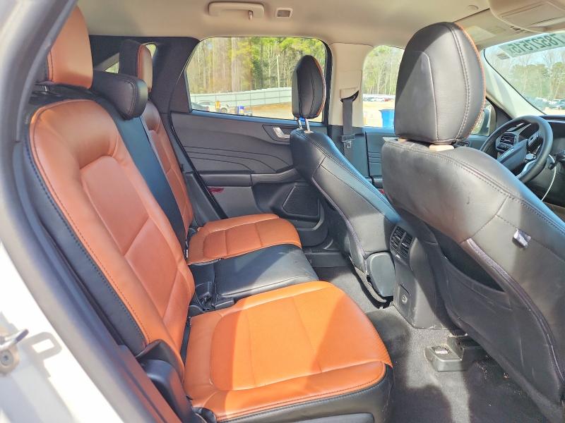 Photo 11 from auction – 2021 FORD ESCAPE with VIN 1FMCU9G65MUB11668