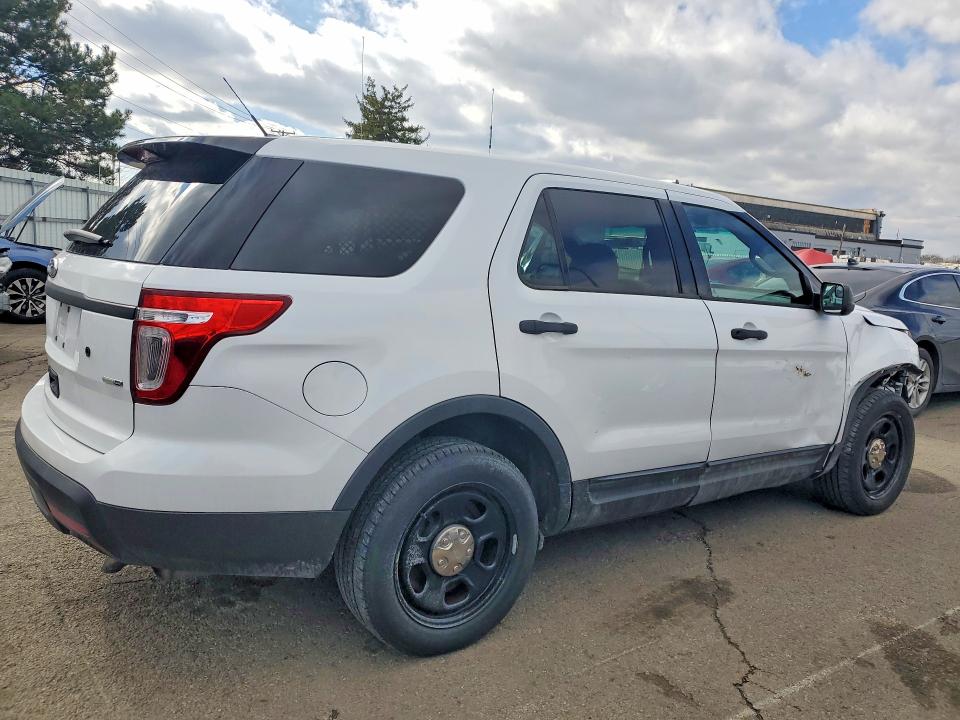 Photo 3 from auction – 2015 FORD EXPLORER with VIN 1FM5K8AR0FGA66569