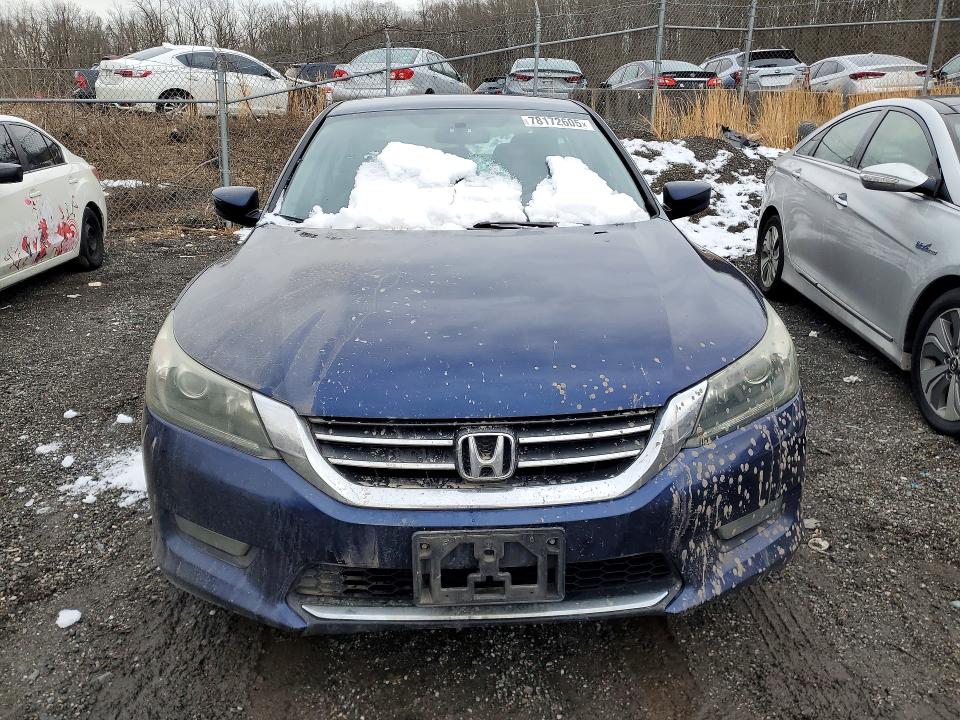 Photo 5 from auction – 2015 HONDA ACCORD with VIN 1HGCR2F58FA124944