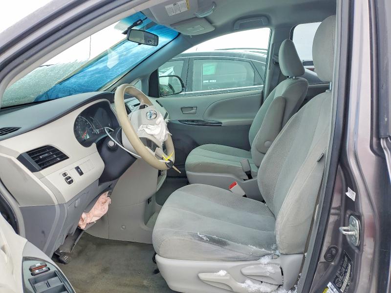 Photo 7 from auction – 2014 TOYOTA SIENNA with VIN 5TDZK3DC5ES415259