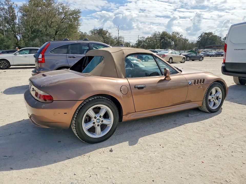 Foto 3 de la subasta – 2001 BMW Z3 con VIN WBACN33441LM02664