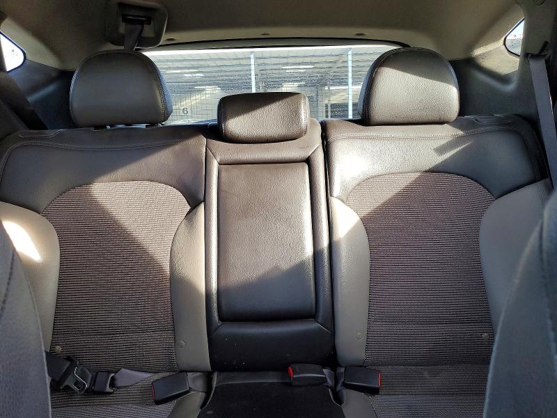 Photo 10 from auction – 2012 HYUNDAI TUCSON with VIN KM8JUCAC4CU492401