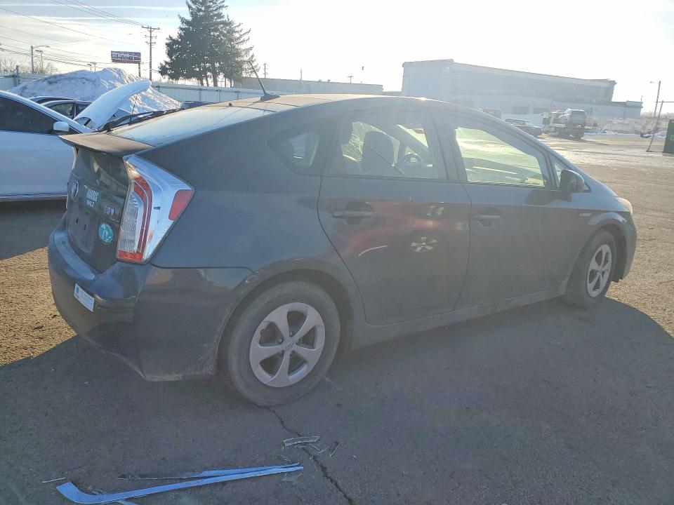 Photo 3 from auction – 2012 TOYOTA PRIUS with VIN JTDKN3DU5C5468144