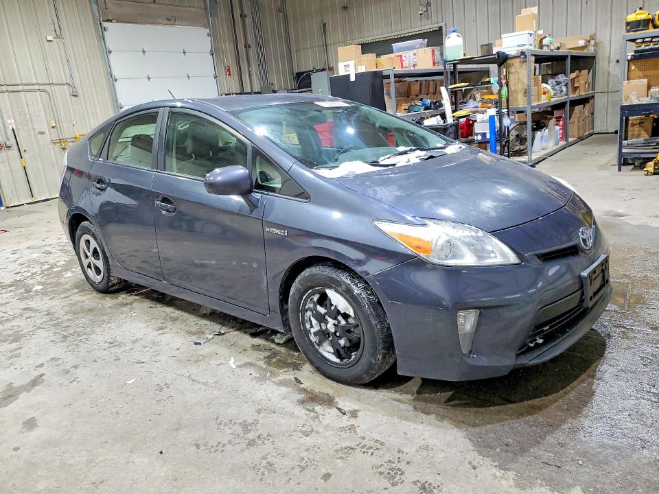 Photo 4 from auction – 2013 TOYOTA PRIUS with VIN JTDKN3DU3D1732809
