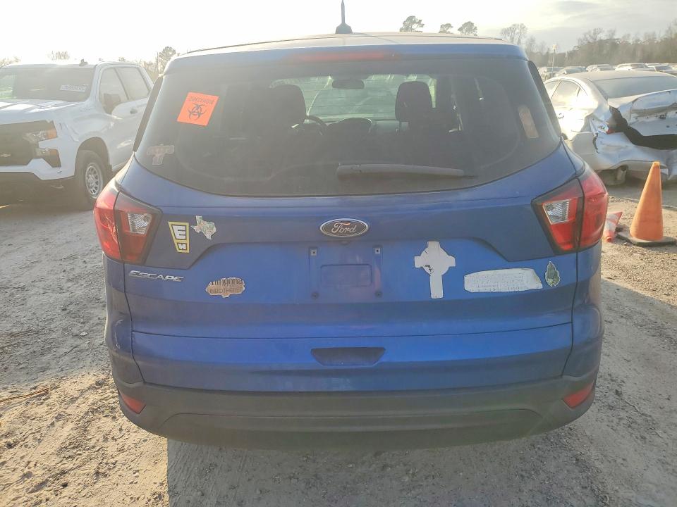 Foto 6 de la subasta – 2019 FORD ESCAPE con VIN 1FMCU0F77KUB56727