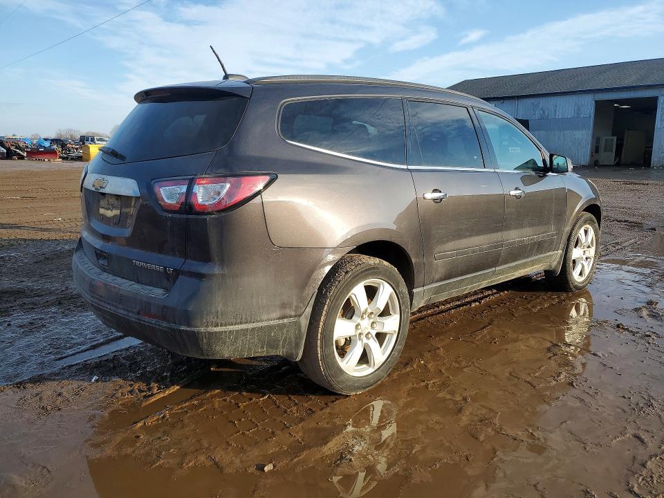 Photo 3 from auction – 2016 CHEVROLET TRAVERSE L with VIN 1GNKVGKD2GJ306468