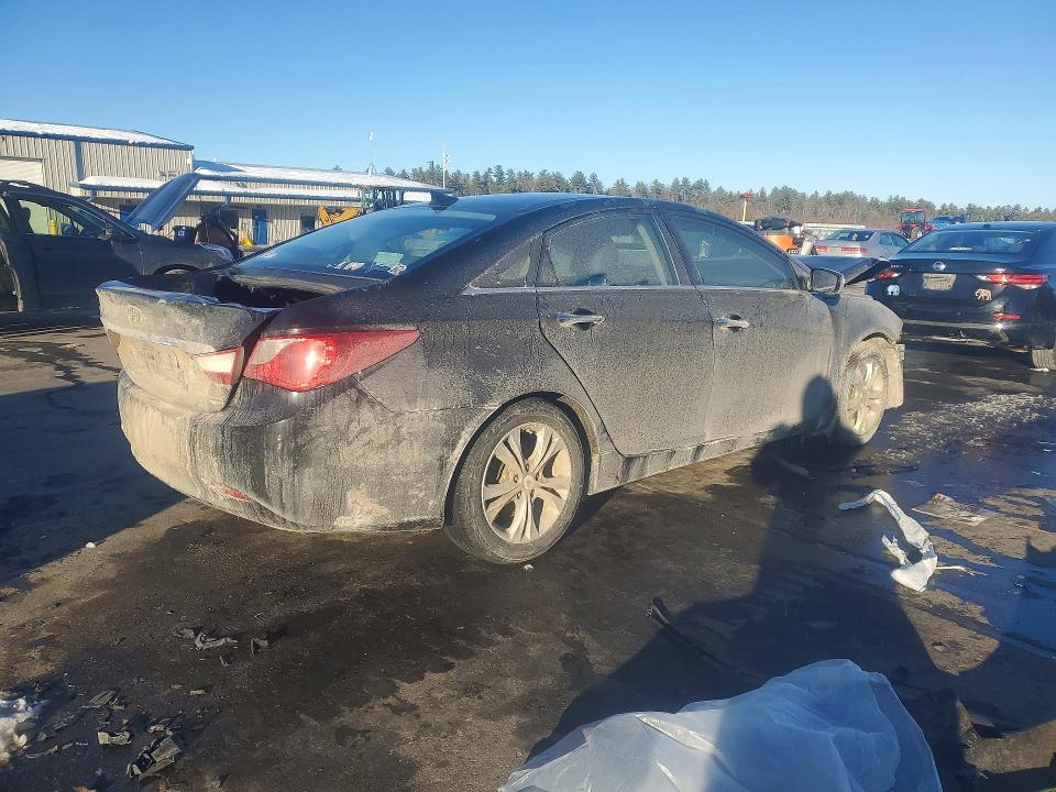 Foto 3 de la subasta – 2013 HYUNDAI SONATA con VIN 5NPEC4AC4DH791638