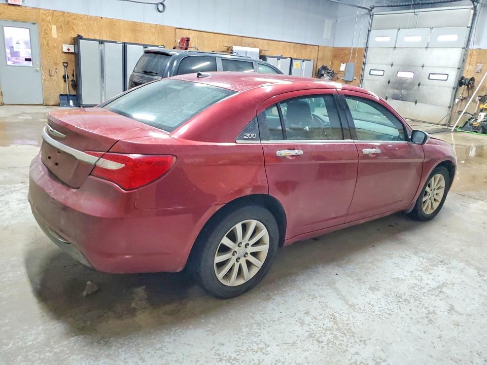 Photo 3 from auction – 2014 CHRYSLER 200 with VIN 1C3CCBCG5EN157062