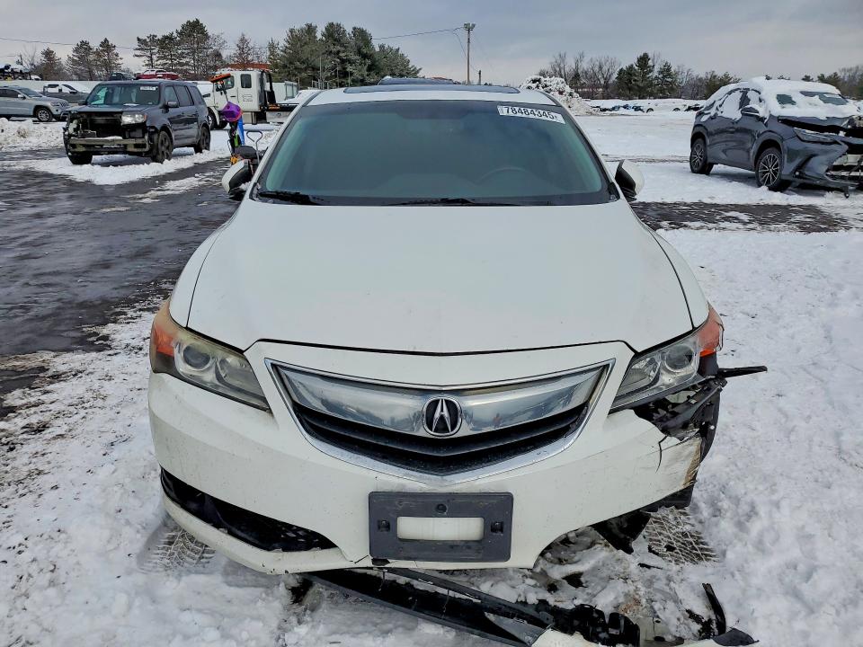 Photo 5 from auction – 2013 ACURA ILX with VIN 19VDE1F56DE008346