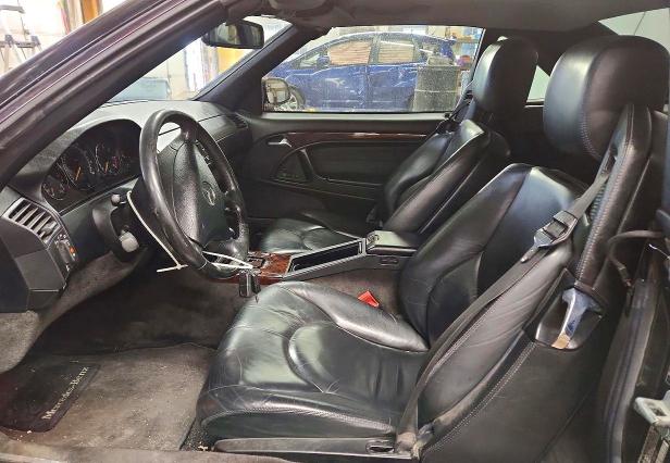 Photo 7 from auction – 1999 MERCEDES-BENZ SL 500 with VIN WDBFA68F3XF184147