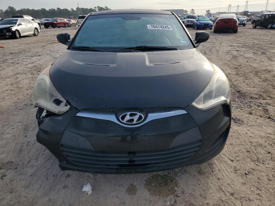 Photo 5 from auction – 2014 HYUNDAI VELOSTER with VIN KMHTC6AD1DU179362