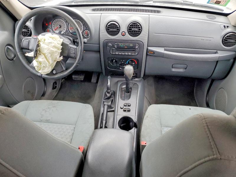 Photo 8 from auction – 2005 JEEP LIBERTY with VIN 1J4GL48K95W622372