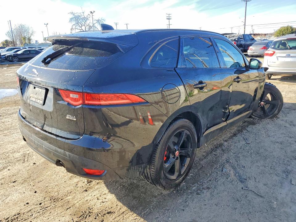 صورة رقم 3 من المزاد - 2020 JAGUAR F-PACE مع VIN SADCJ2FX9LA630516