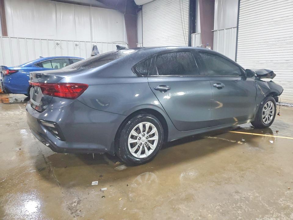 Photo 3 from auction – 2019 KIA FORTE with VIN 3KPF24AD6KE079990