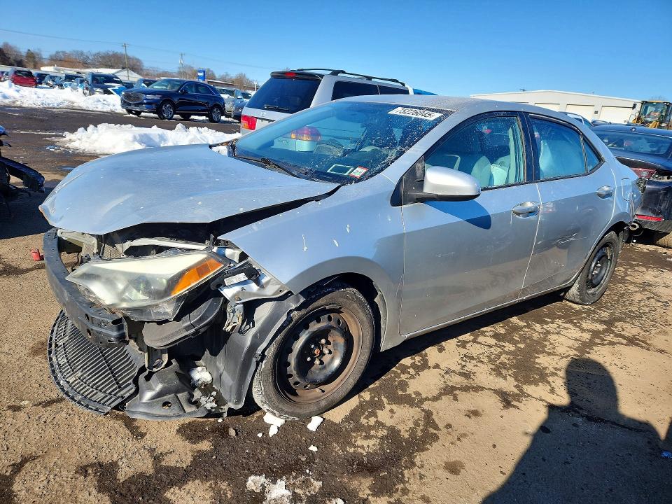 TOYOTA COROLLA L 2015 with VIN 5YFBURHE3FP190683 - Photo from auction