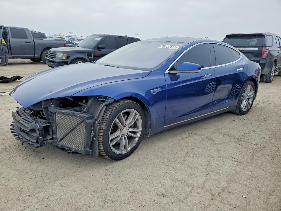 TESLA MODEL S 2016 with VIN 5YJSA1E29GF120672 - Photo from auction