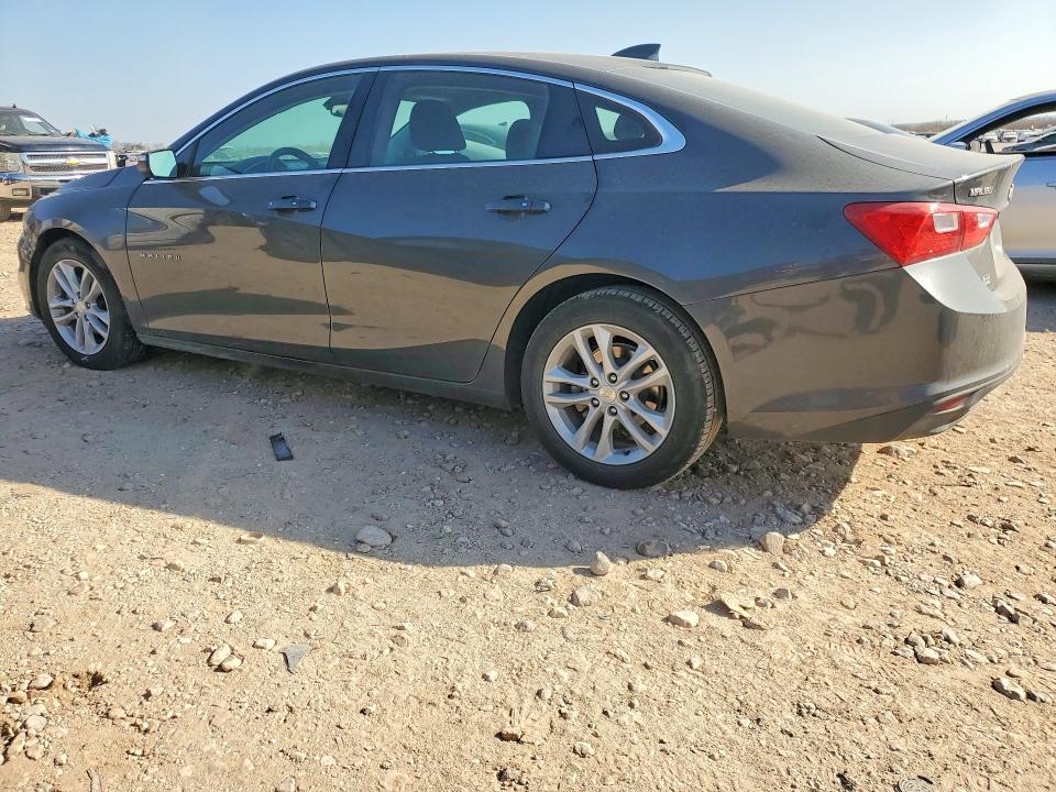Photo 2 from auction – 2018 CHEVROLET MALIBU LT with VIN 1G1ZD5ST1JF237393