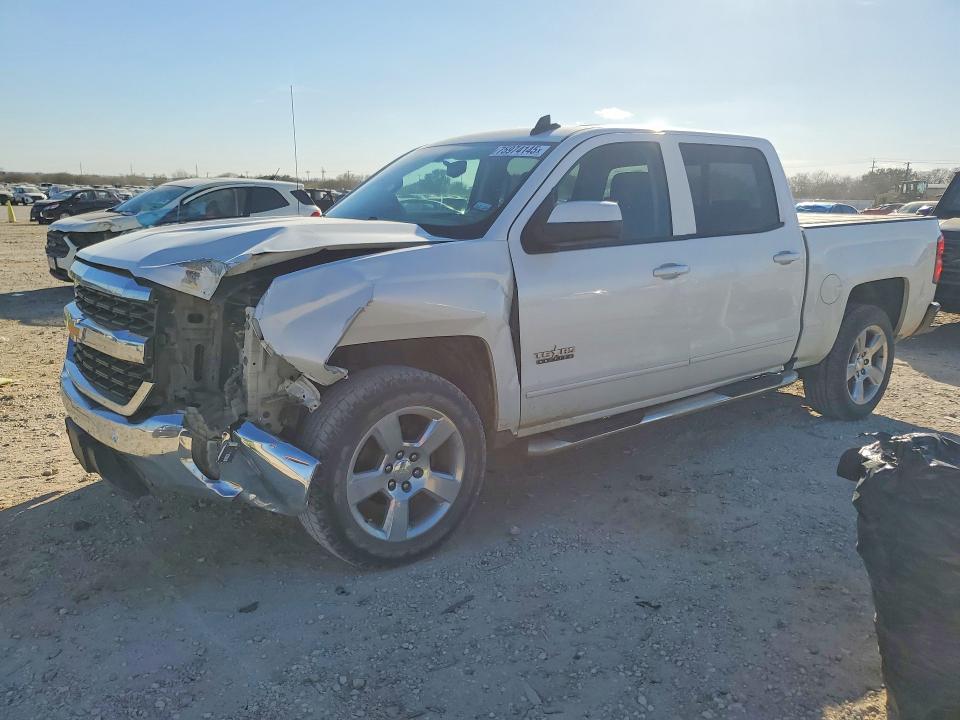 CHEVROLET SILVERADO 2017 with VIN 3GCPCREC8HG416981 - Photo from auction