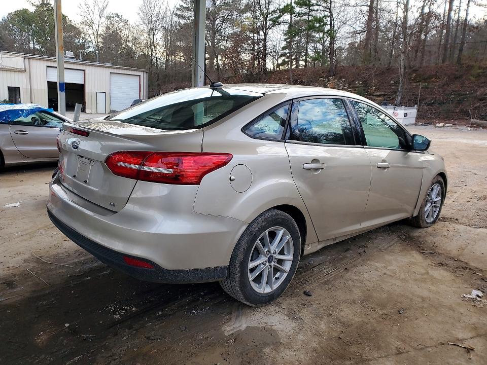 Photo 3 from auction – 2017 FORD FOCUS with VIN 1FADP3F25HL235825