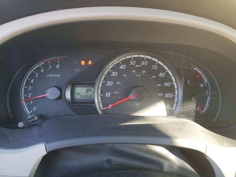 Photo 9 from auction – 2011 TOYOTA SIENNA with VIN 5TDKK3DC3BS120870