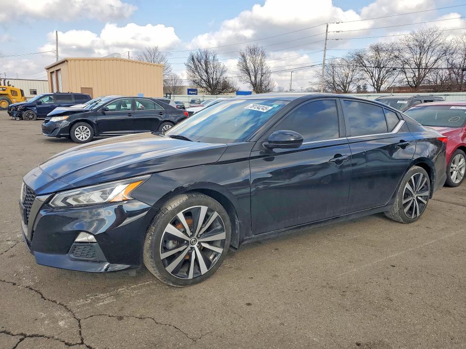 NISS ALTIMA 2019 with VIN 1N4BL4CVXKN307203 - Photo from auction