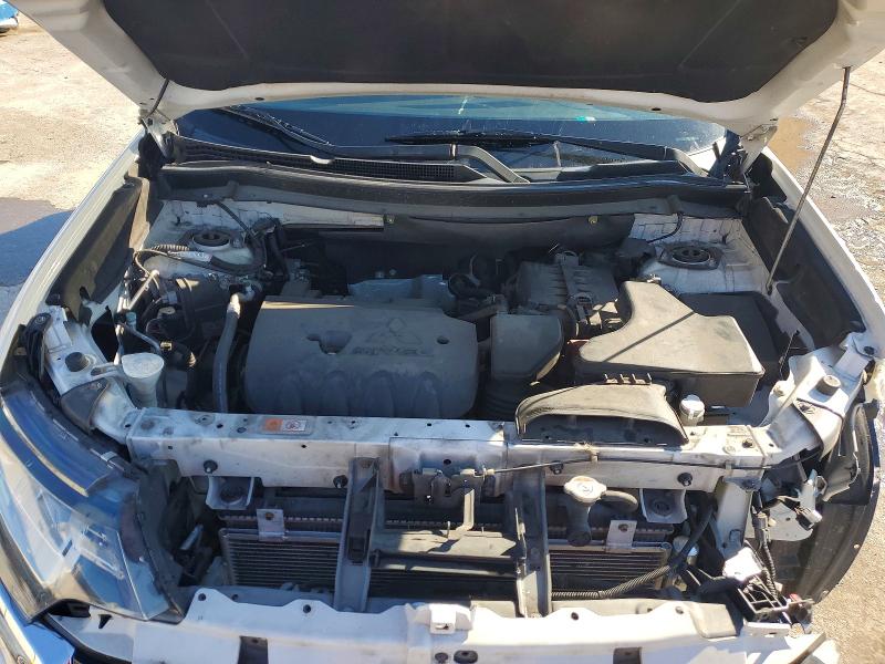 Photo 12 from auction – 2016 MITSUBISHI OUTLANDER with VIN JA4AZ3A38GZ007542