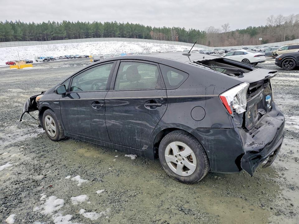 Photo 2 from auction – 2011 TOYOTA PRIUS with VIN JTDKN3DUXB5344918