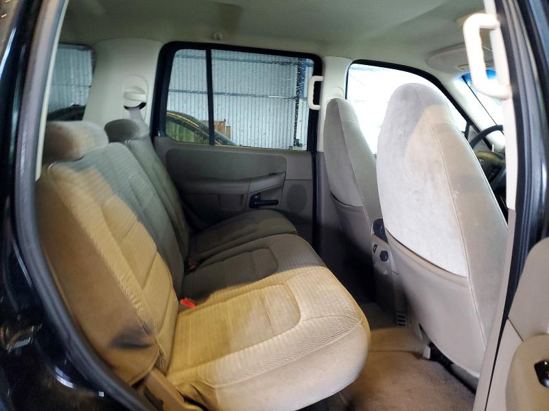Photo 11 from auction – 2002 FORD EXPLORER with VIN 1FMZU63E12ZA54553