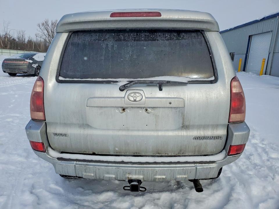 Foto 6 de la subasta – 2005 TOYOTA 4RUNNER SR con VIN JTEBU14R950073351