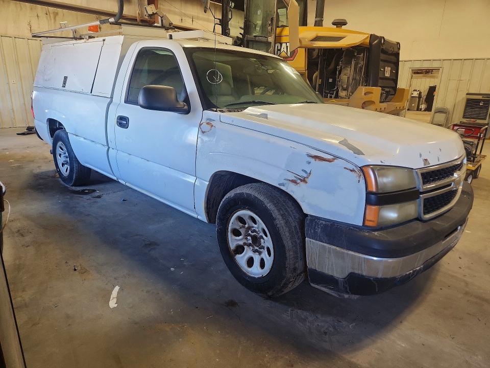 Photo 4 from auction – 2006 CHEVROLET SILVERADO with VIN 1GCEC14X86Z293502