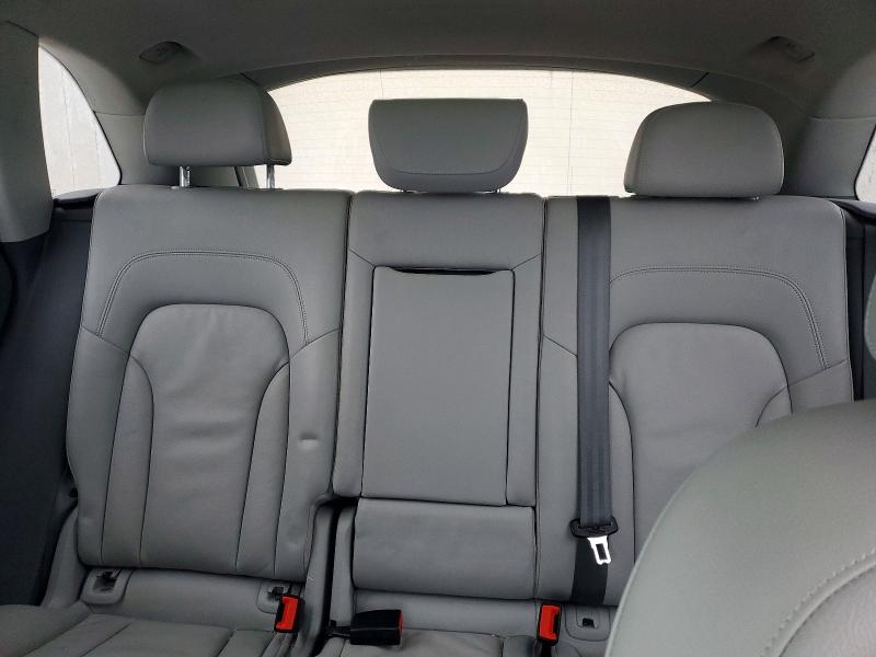 Photo 10 from auction – 2015 AUDI Q5 PREMIUM with VIN WA1LFAFP1FA045371