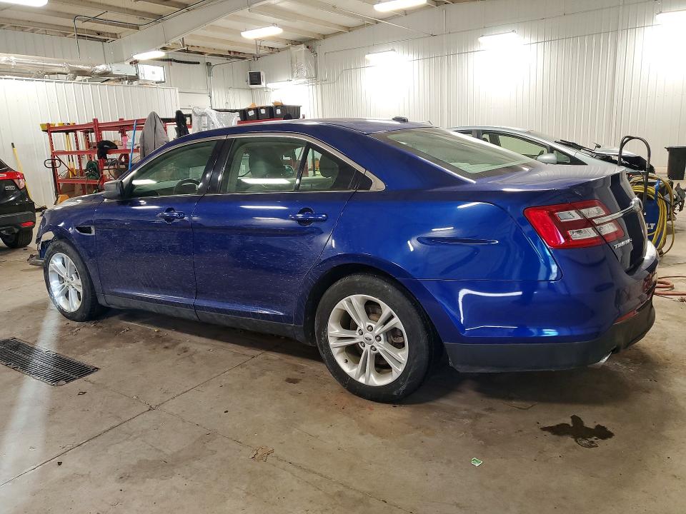Photo 2 from auction – 2015 FORD TAURUS with VIN 1FAHP2D8XFG194388