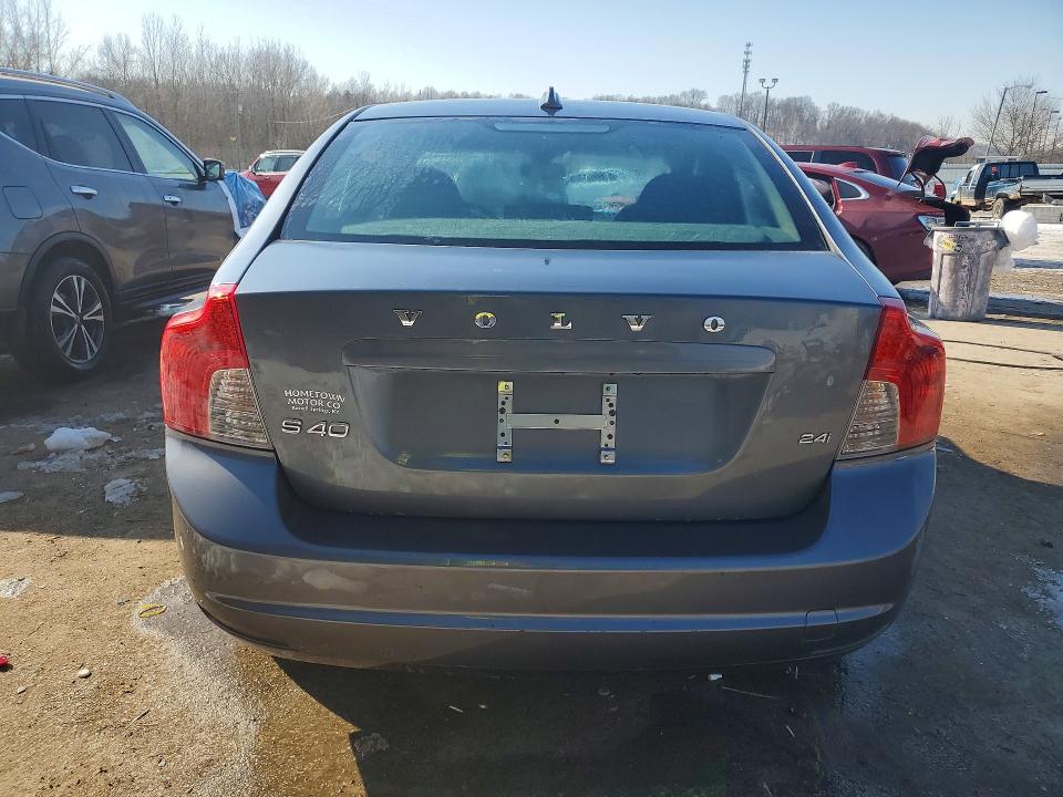 Photo 6 from auction – 2010 VOLVO S40 with VIN YV1390MS7A2509887