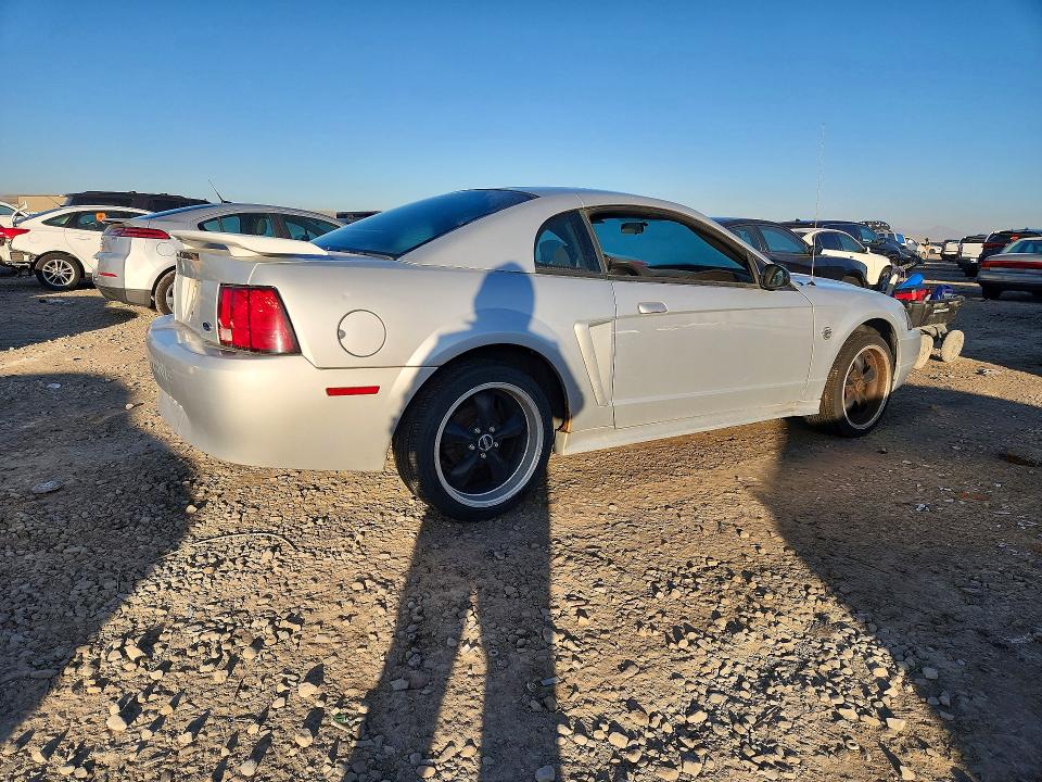 Photo 3 from auction – 2004 FORD MUSTANG with VIN 1FAFP40614F209404