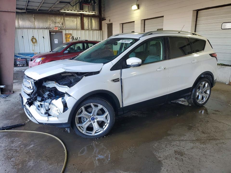 FORD ESCAPE TIT 2018 with VIN 1FMCU9J91JUD26737 - Photo from auction