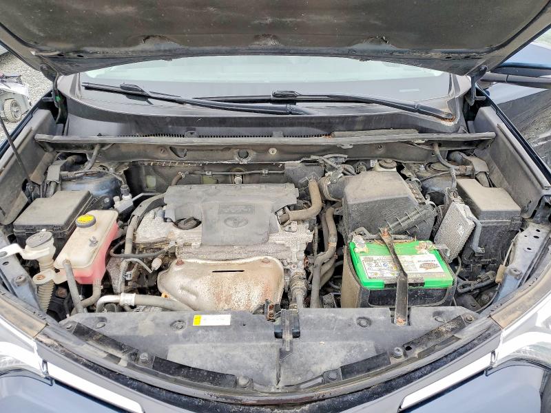 Photo 12 from auction – 2017 TOYOTA RAV4 with VIN 2T3DFREV1HW622493