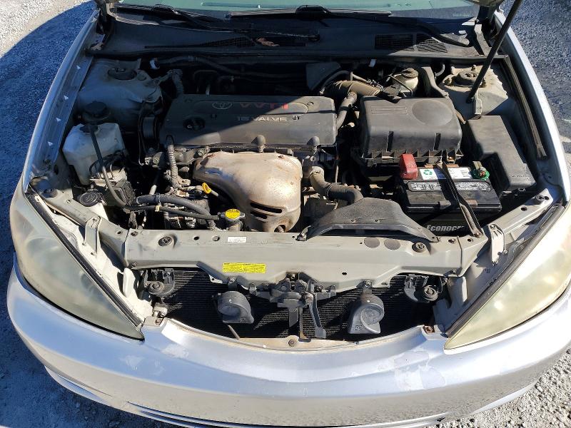 Photo 11 from auction – 2004 TOYOTA CAMRY LE with VIN 4T1BE30K14U832776