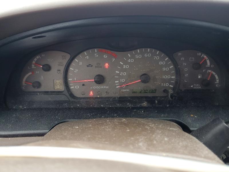Foto 9 de la subasta – 2001 TOYOTA SEQUOIA con VIN 5TDBT48A11S047881