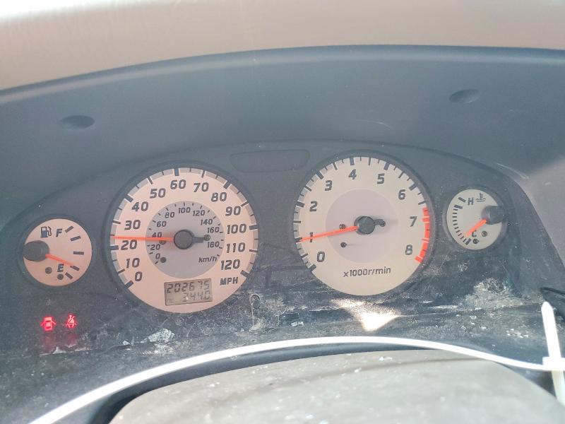 Photo 9 from auction – 2001 NISSAN PATHFINDER with VIN JN8DR07Y21W517144