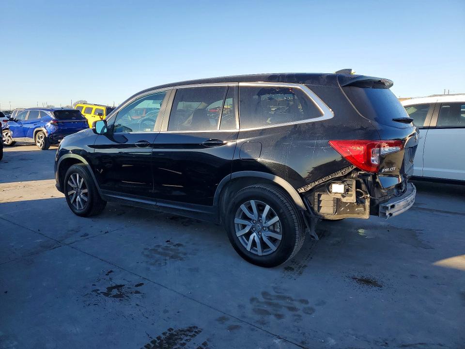 Photo 2 from auction – 2022 HONDA PILOT with VIN 5FNYF5H51NB010060