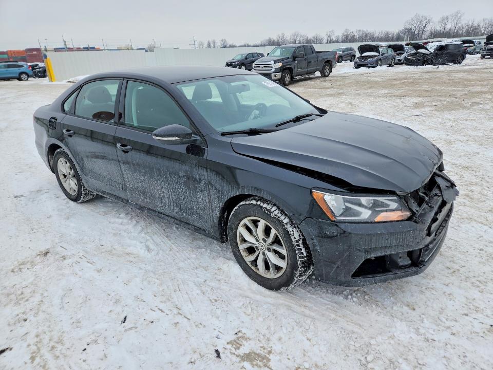 Photo 4 from auction – 2018 VOLKSWAGEN PASSAT with VIN 1VWAA7A30JC002847