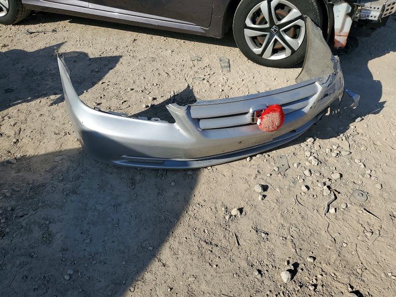 Photo 12 from auction – 2002 HONDA ACCORD with VIN 1HGCG56722A009453