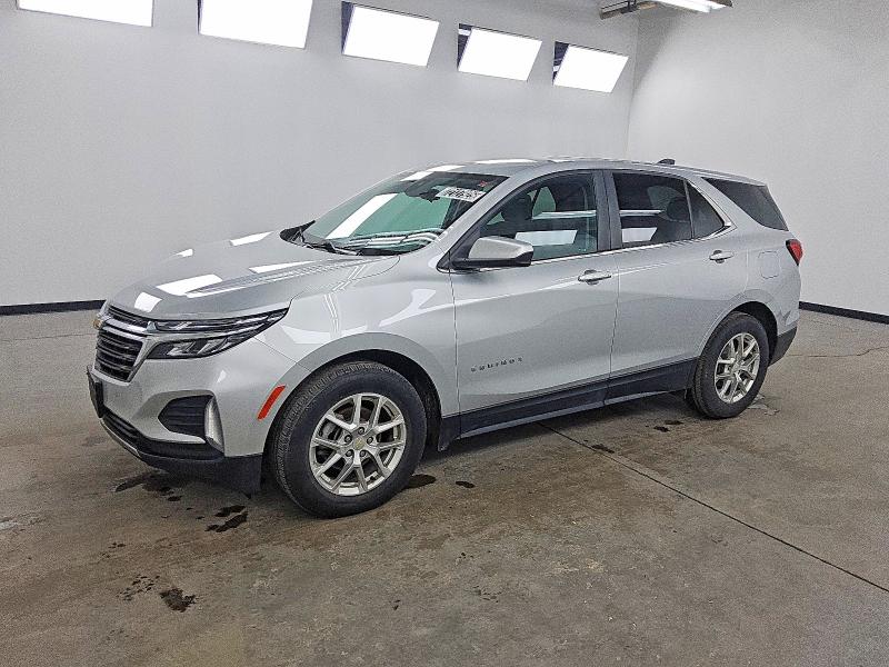 CHEVROLET EQUINOX LT 2022 with VIN 2GNAXJEV6N6129943 - Photo from auction