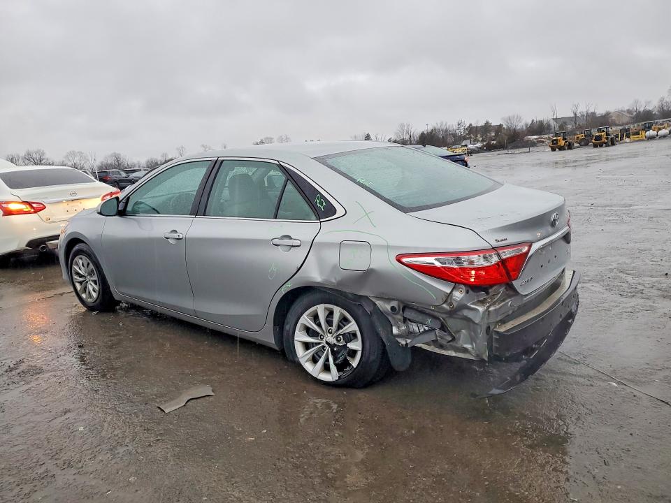 Photo 2 from auction – 2016 TOYOTA CAMRY LE with VIN 4T4BF1FK0GR543939