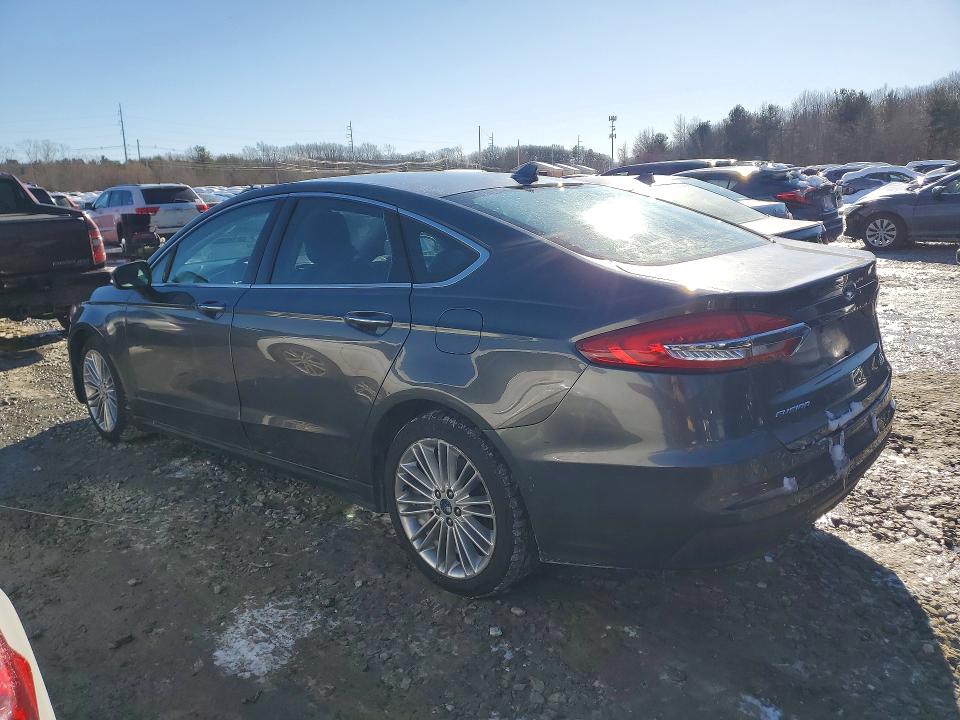 Photo 2 from auction – 2019 FORD FUSION SEL with VIN 3FA6P0CD2KR253740