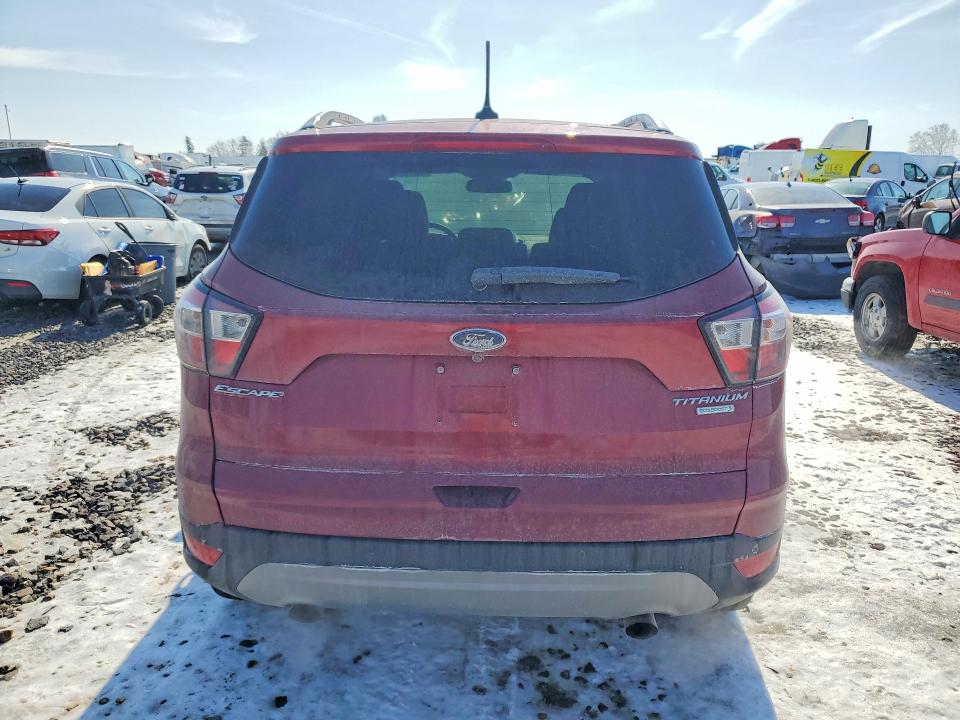 Photo 6 from auction – 2018 FORD ESCAPE with VIN 1FMCU0J92JUB39390