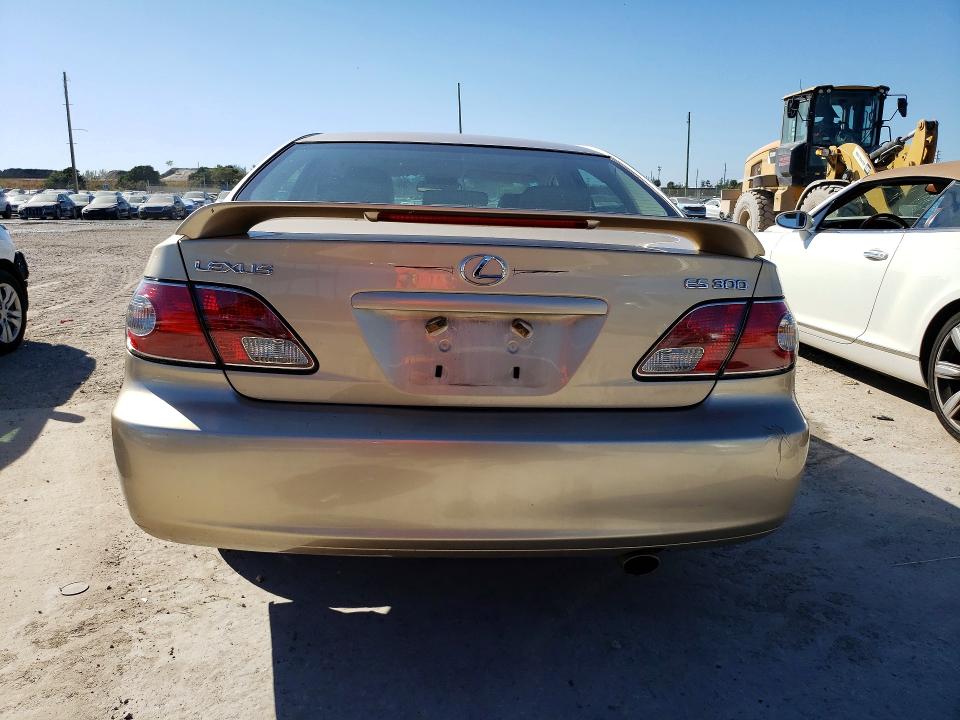 Photo 6 from auction – 2003 LEXUS ES 300 with VIN JTHBF30G035042079