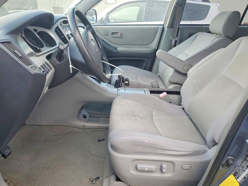 Photo 7 from auction – 2005 TOYOTA HIGHLANDER with VIN JTEEP21AX50099241