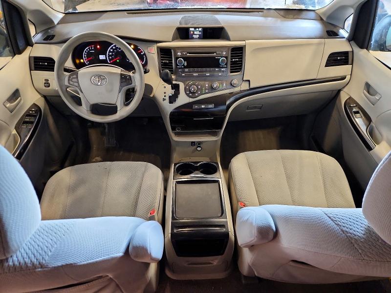 Photo 8 from auction – 2011 TOYOTA SIENNA with VIN 5TDKK3DC9BS072419